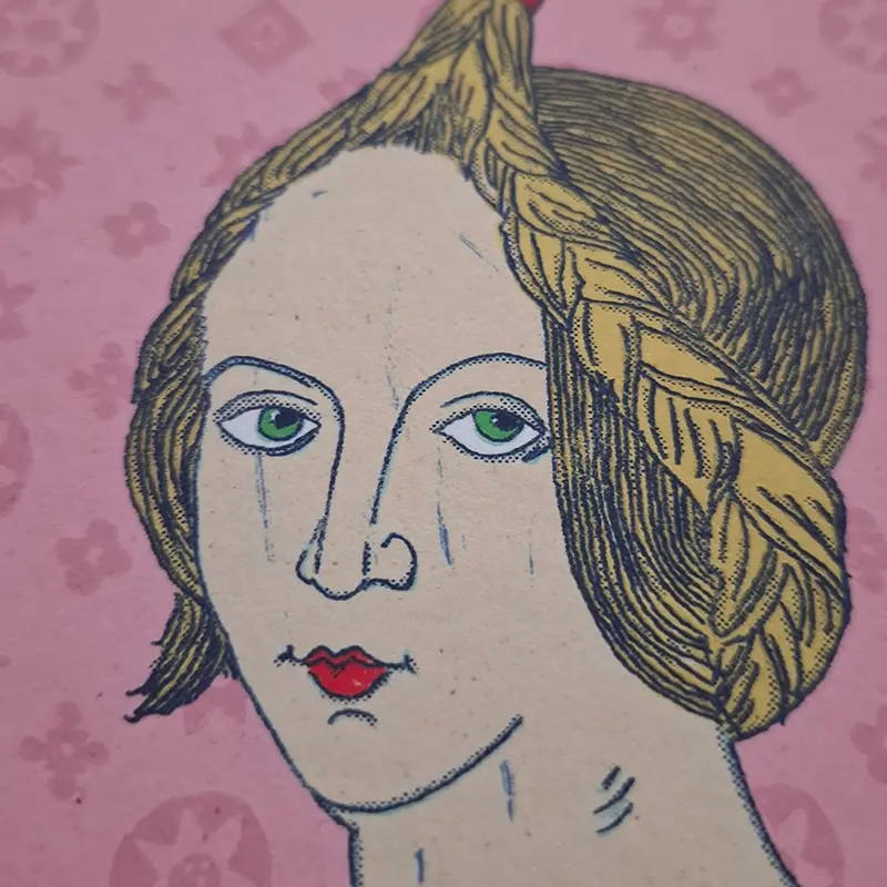 Fine-Art-Druck Frauenportrait mit Plüschmonster – Bild 4